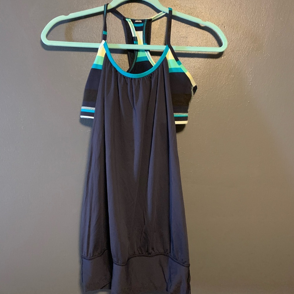EUC Lululemon Tank 4